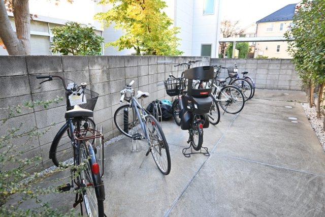 プリモ下北沢3階 駐輪場