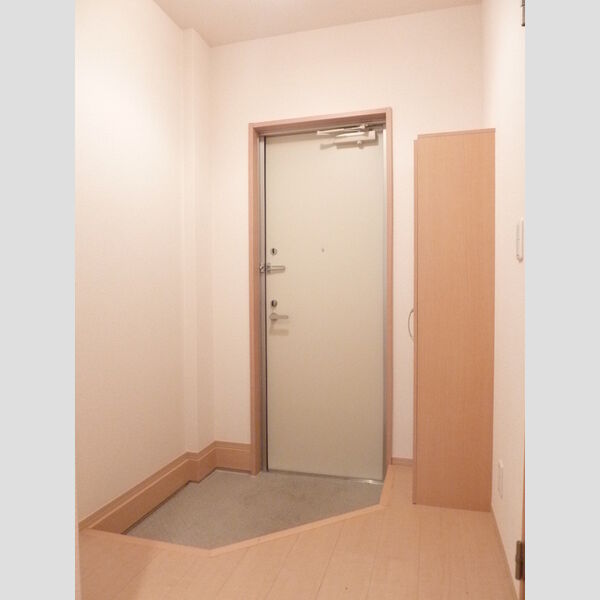 ジュネス西小山101号室 玄関