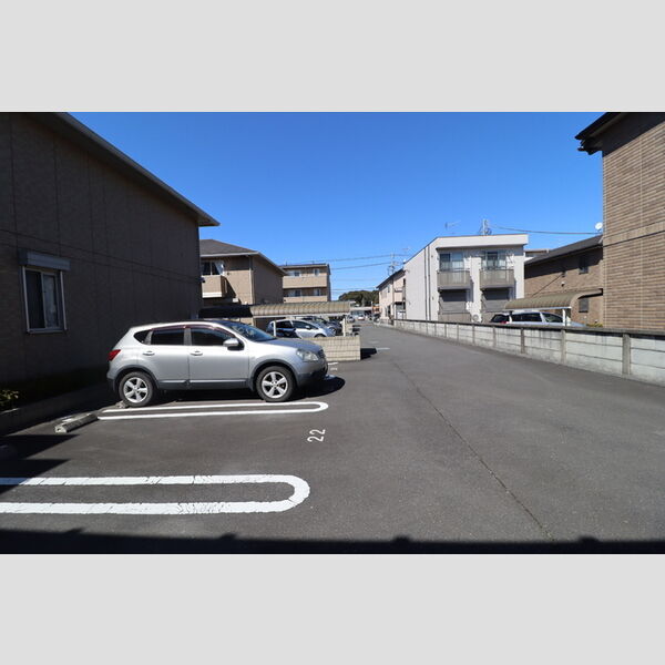 プリームス　C棟 駐車場