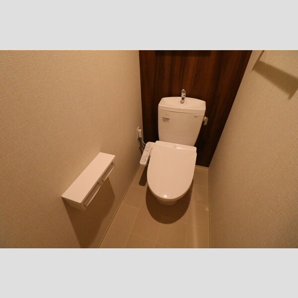 GRAND SOLEIL112号室 洗浄便座付きトイレ