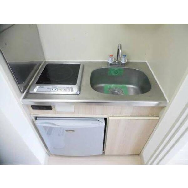 ジュネパレスシオン0101号室 キッチン