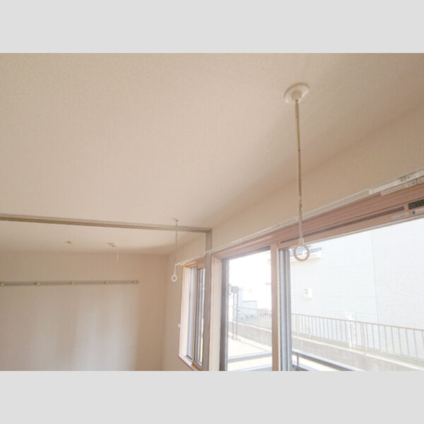 セピアパレス102号室 室内物干し