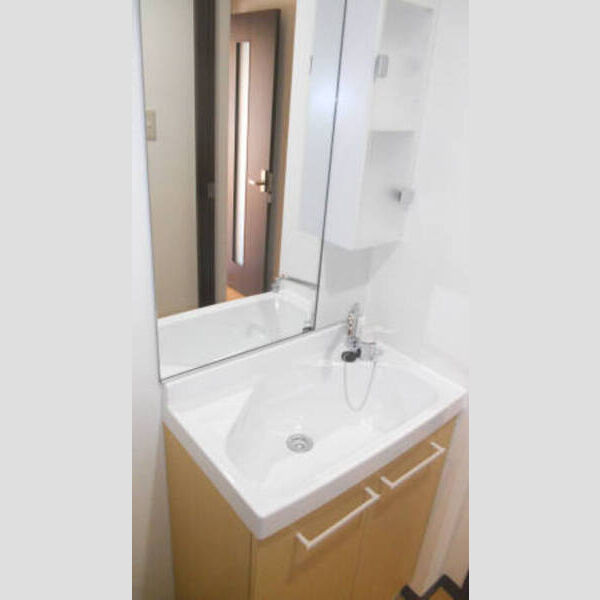 フェニックス厚木 独立洗面台