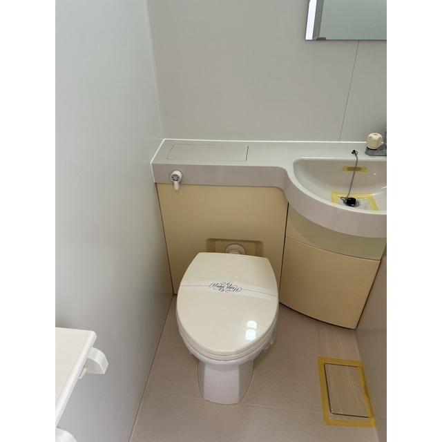 スカイコート新宿第１０ 内観