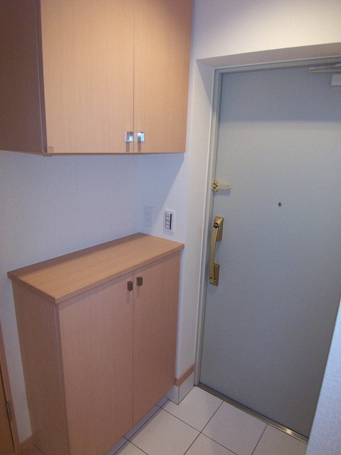 グラントレゾール明大前 内観