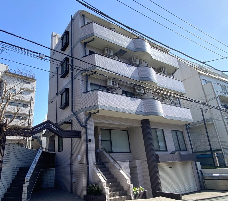 クリスタルグローブ3階 外観