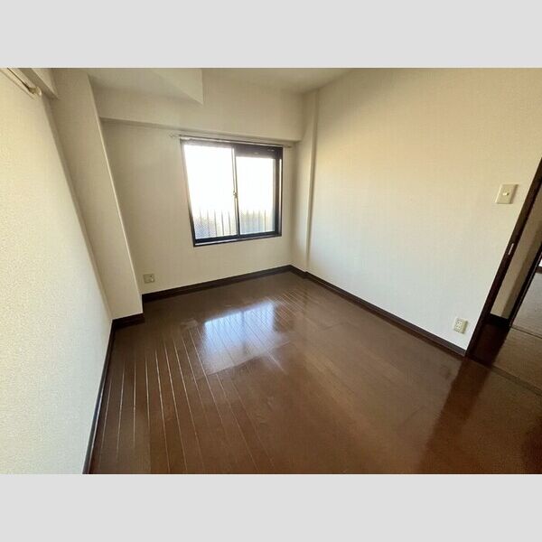 K’Sシャンブル306号室 西側洋室