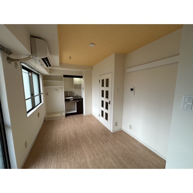 ブリリアンス西川口 リビング