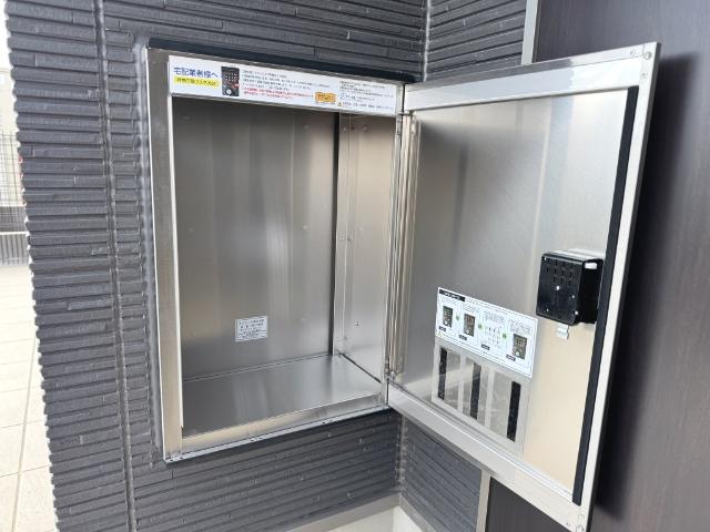 （仮称）千葉市中央区大森町新築アパート102号室 宅配ボックス（イメージ）