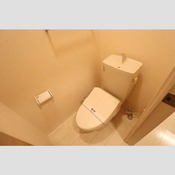 フロイデ 温水洗浄暖房便座