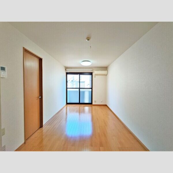 クレッセントガーデン LDK11帖