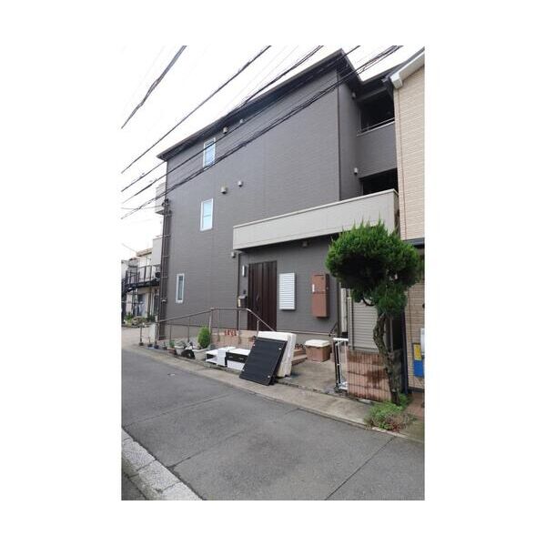 フォレストメゾン子安A101号室 外観