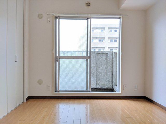 グリーンアベニュー0204号室 洋室　※別号室の参考写真(現況優先・仕様違いの場合あり)