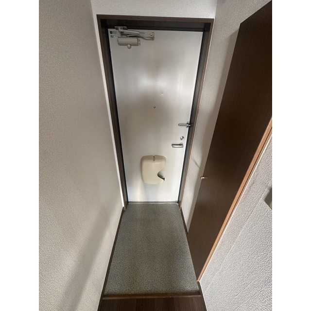 プレジール I201号室 玄関