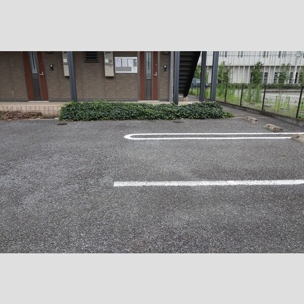 リアルコート　Ⅰ203号室 駐車場