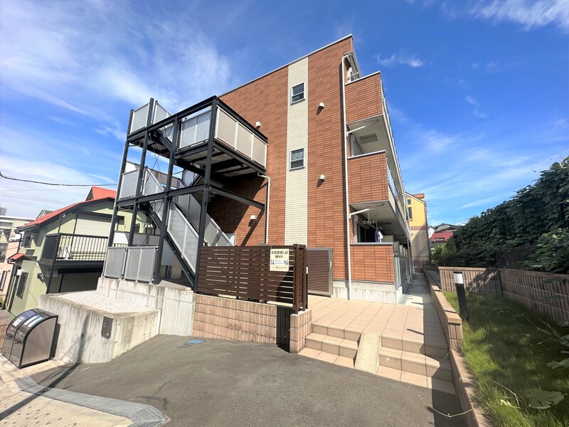 リブリ・石川町1階 外観