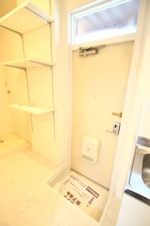 サマックス・シャローム1階 部屋その他