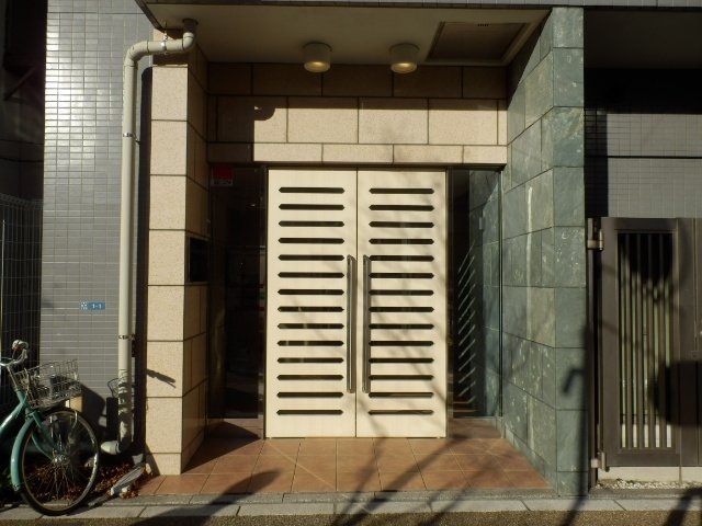 Rising place 浅草5階 エントランス