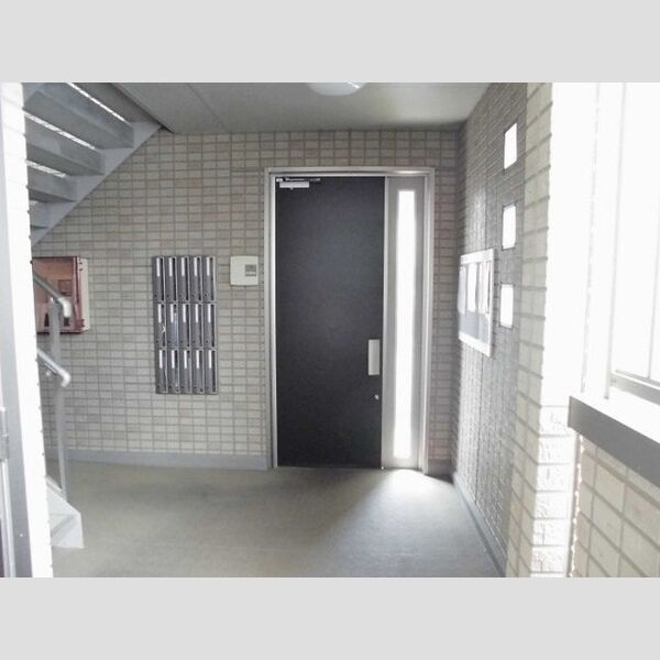 コルティー106号室 ホール