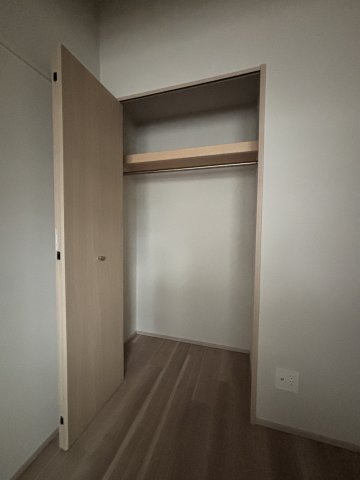 グランディアラフィーネ206号室 収納