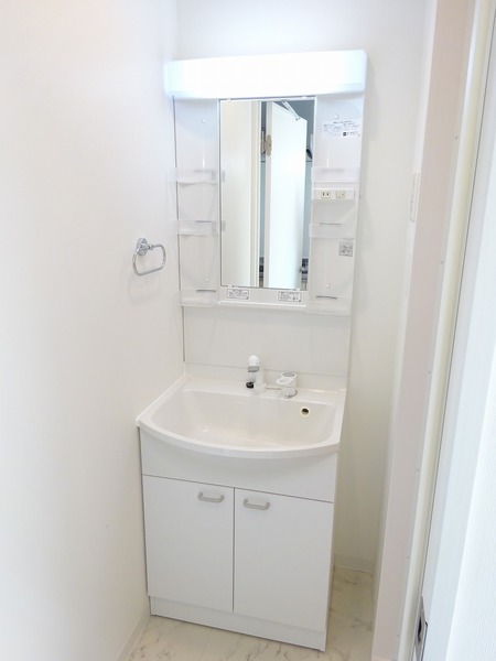 ザ・レジデンス・オブ・トーキョーＳＲ２０101号室 洗面