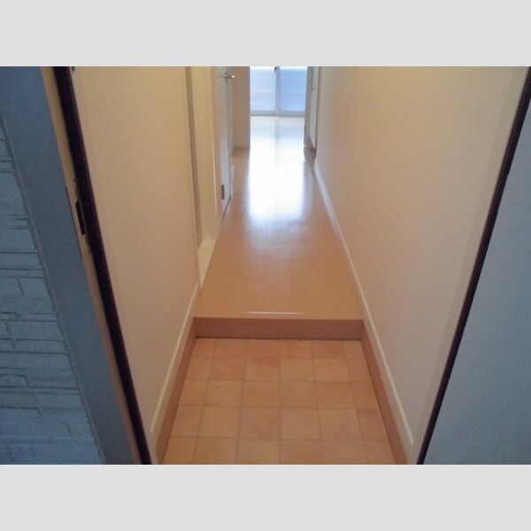 オーガスタ篠崎 玄関