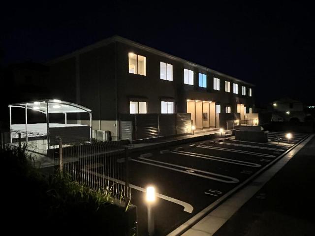 ＦＡＮＴＡＳＩＡ 外観写真（夜）