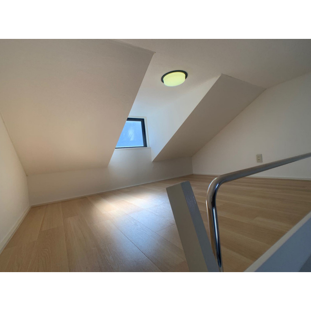 アマリリス205号室 内観