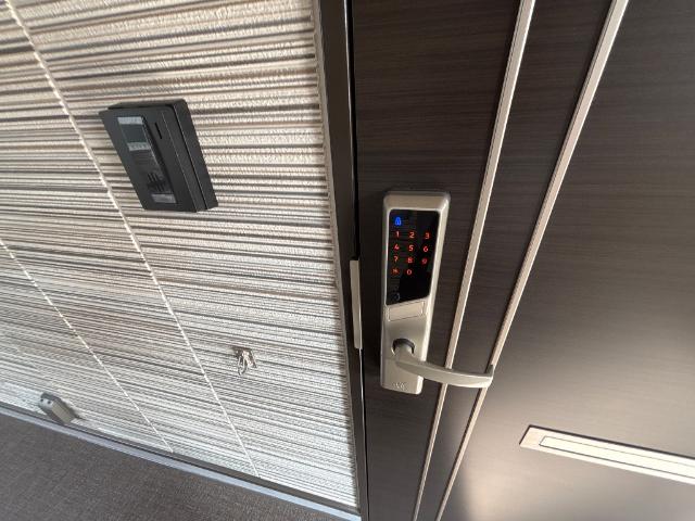 レヴメゾン神山六番館203号室 電子錠（イメージ）