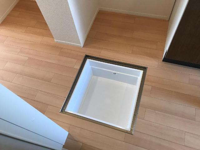 カーロ　オルテンシア　caroortensia102号室 床下収納（イメージ）