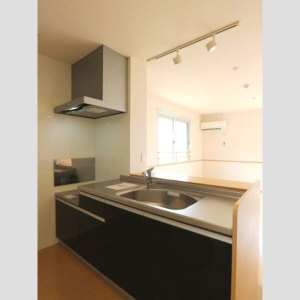 クレイドル301号室 対面キッチン