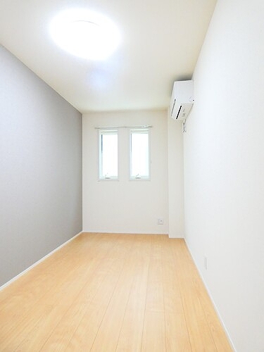 ルミケオ大手町2階 洋室約5.3畳