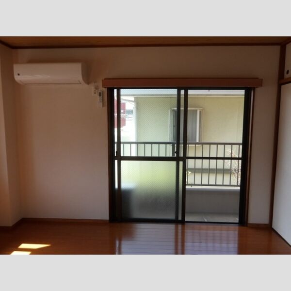 ベイスクエア幕張本郷201号室 洋室