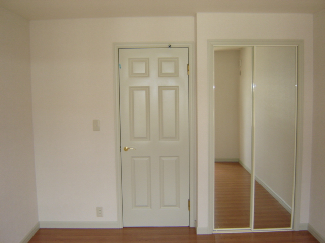 クライン・ブルーメ 洋室