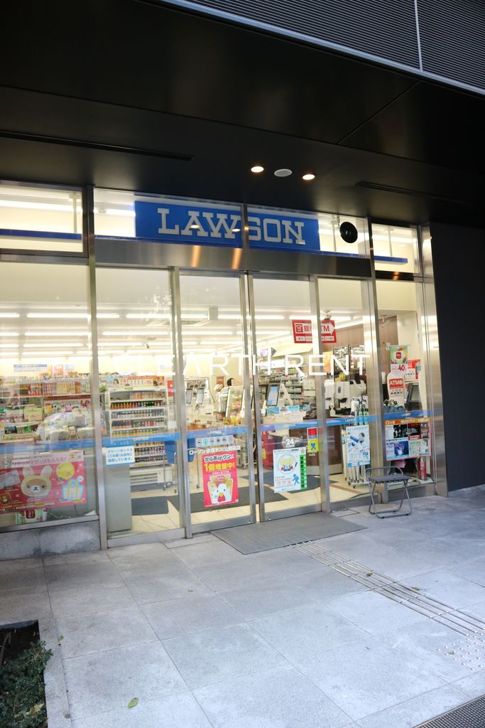 パレステュディオ赤坂 【コンビニエンスストア】ローソン 赤坂氷川公園前店まで87ｍ