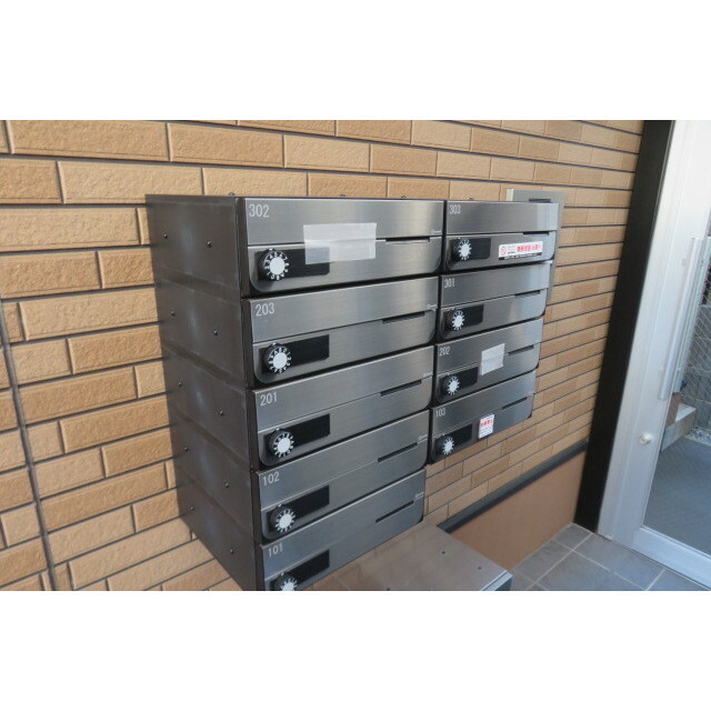 グランクオール中野弥生町3階 エントランス