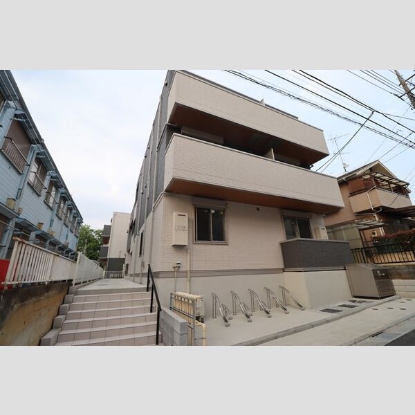 セレスティア西台B101号室 外観