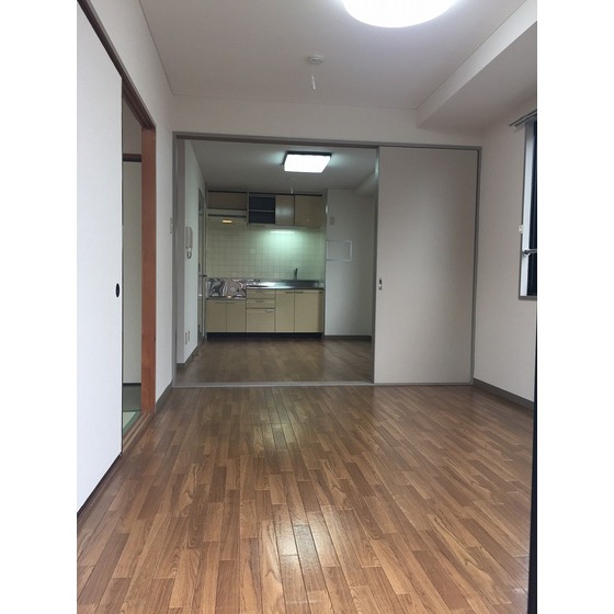 フォーレスト嶋崎0301号室 洋室・ダイニング