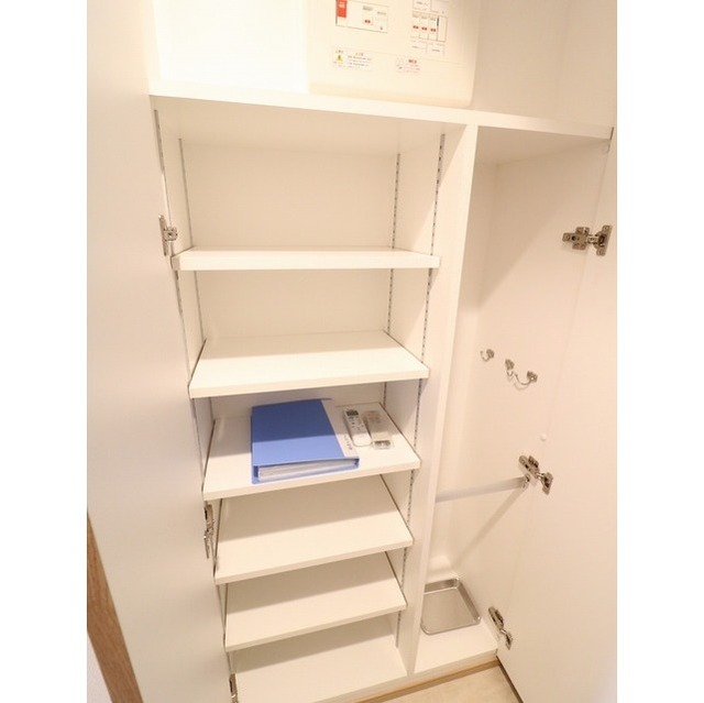 プレール・ドゥーク梅島 玄関