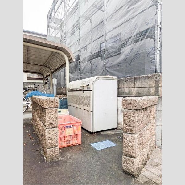 ザーパト・ポーリェ103号室 周辺