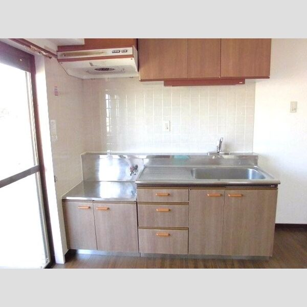 アベニールクニヤ303号室 システムキッチン