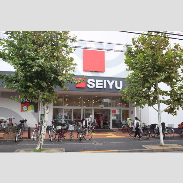 メゾン青井 西友 青井店(約602m)