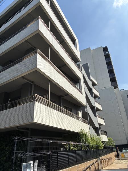 西麻布ホームズ 外観