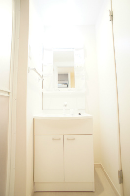 リブリ・カーロポンテ 洗面