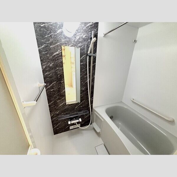 サンブルーム湘南 浴室