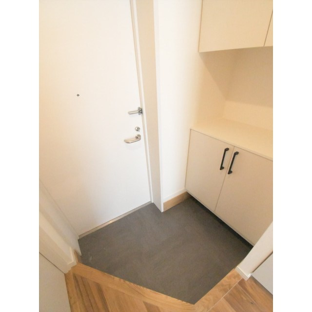 オーパスホームズ芝公園 玄関