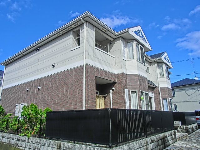 ヴィラージュⅡ 外観写真（昼）