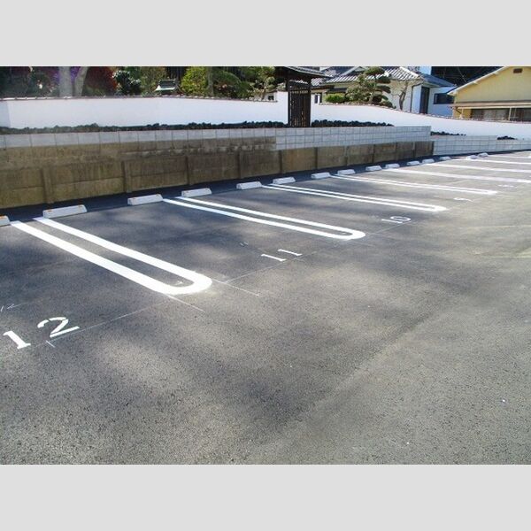 Pegasus Okubo 駐車場