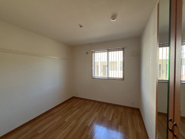 plaisir　（プレジール）102号室 寝室