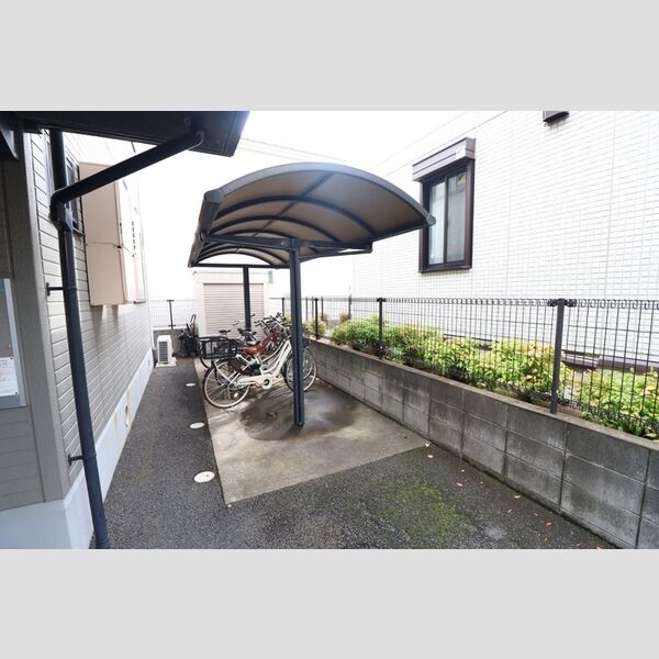 アーバンライフⅡ 駐輪場